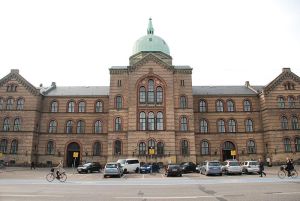 800px-Kommunehospitalet_(Copenhagen)